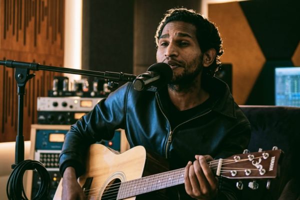 Vinod Singh: Chandigarh’s Acoustic Voice Bringing Classical Soul to a New-Age Sound